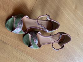 Extravaganter Sommerpumps von Tony G.