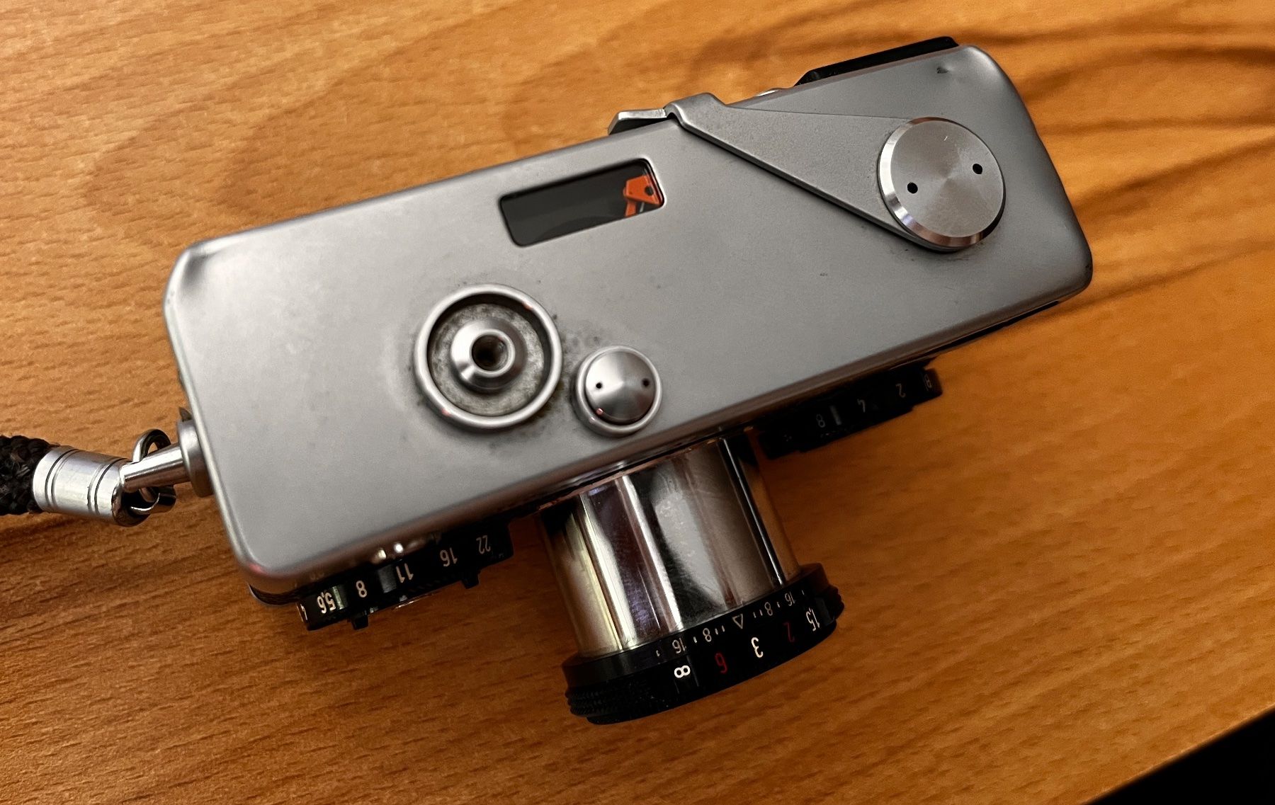 Rollei Kamera: Rollei 35 Tessar 3.5/40 Analogkamera – Gebraucht aus Arlesheim von Vinylpferd 2