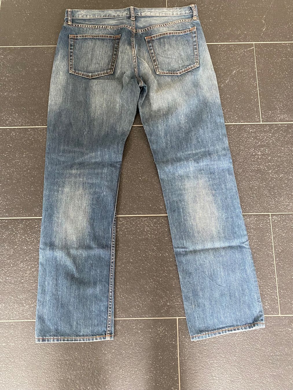 Uniqlo Jeans: Uniqlo Jeans – Usato da Lützelflüh-Goldb venduto da flu_q9tg 4