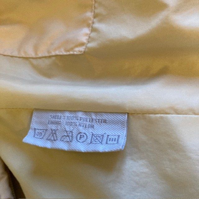Gilet & Giacche senza maniche: cremefarbiges Gilet Gr. 40 – Usato da Untervaz venduto da AndreaC04 2