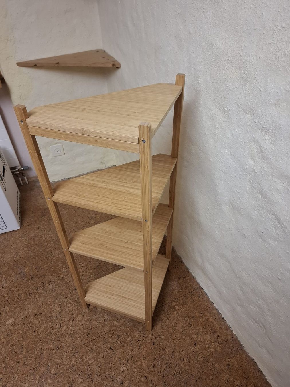 IKEA Rgrund Eckregal Bambus (Gebraucht) in Adetswil fr CHF 10  nur  Abholung auf Ricardo kaufen