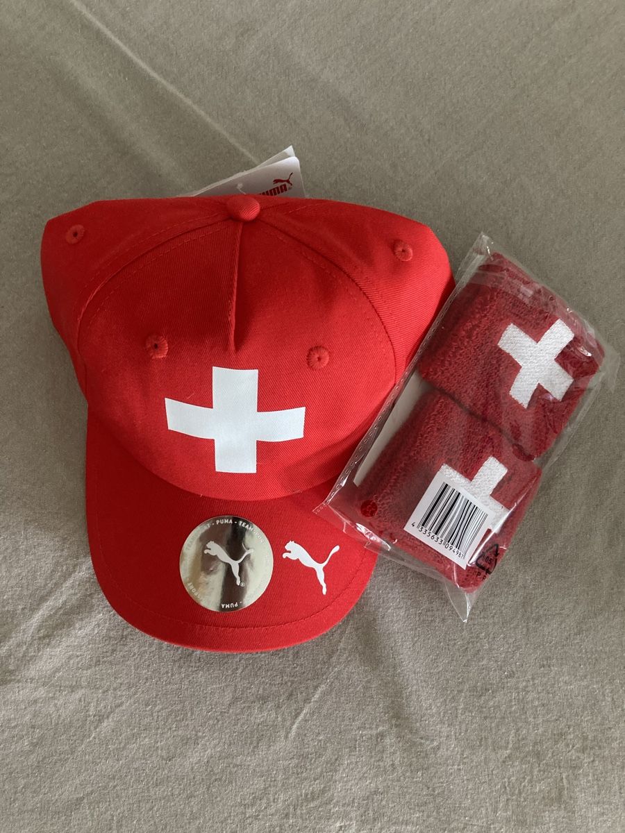 Puma Lotti di vestiti: Suisse Cap set Puma Original 2024 – Nuovo e nell'imballaggio originale da Märstetten venduto da Shirt74 2