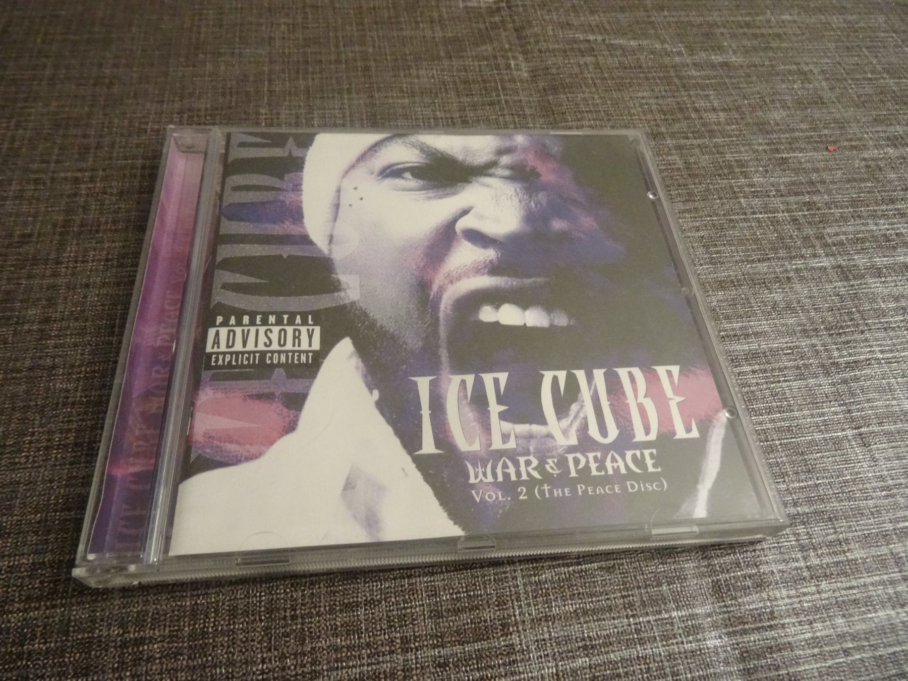 CD: Ice Cube - War & Peace Vol. 2 (The Peace Disc) CD – Usato da Olten venduto da Disc-Ausverkauf