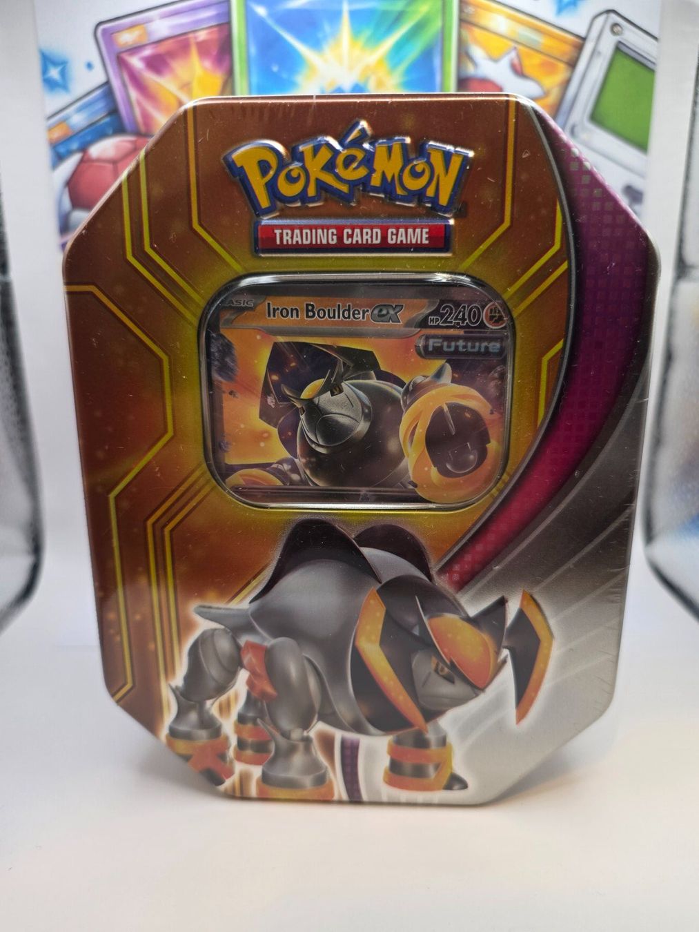 Pokémon Sammelbilder & Trading cards: NEU Iron Boulder ex Tin Sealed EN Pokemon – Neu und originalverpackt aus Böckten von Collector-Zone