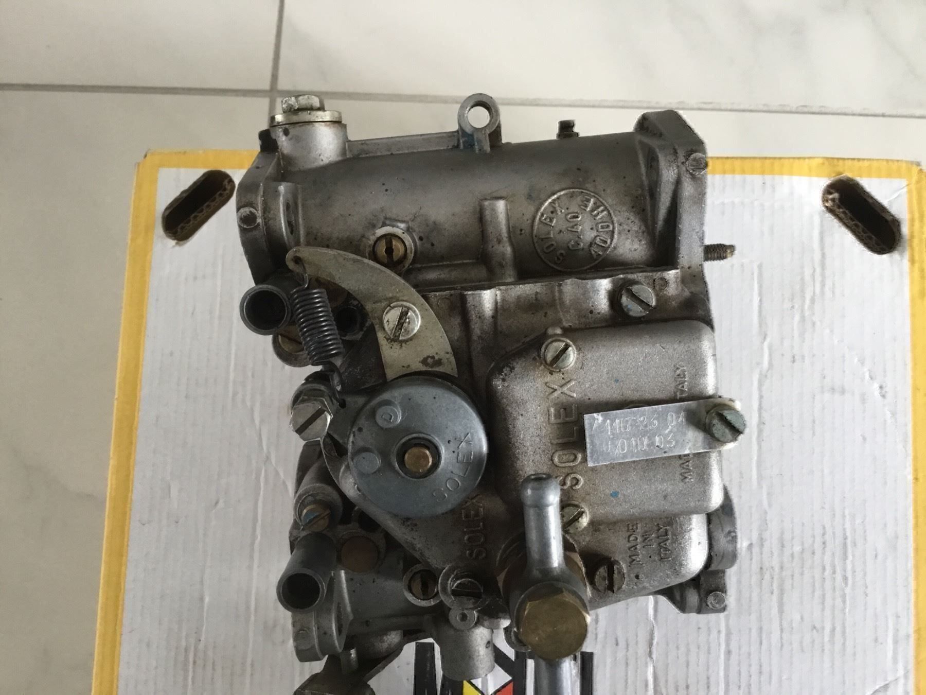 BMW Tutti pezzi di ricambio auto: Solex Doppelvergaser   40 mm  2Stk.  BMW 2002  etc . – Usato da Safnern venduto da Peter071 5