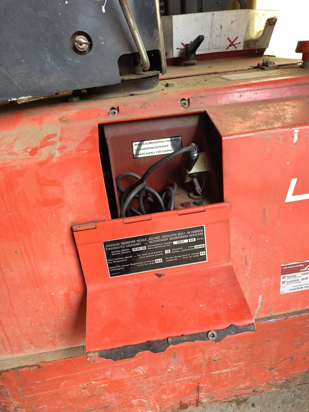 Linde Carrelli elevatori e a forche: Linde L14 2 stk – Difettoso da Muri AG venduto da raruar 3