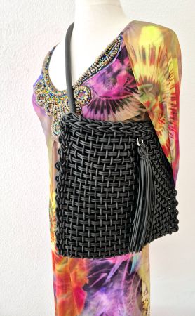 NEO TASCHE BAG SCHWARZ ROSANNA CONTADINI ITALY GEFLOCHTEN