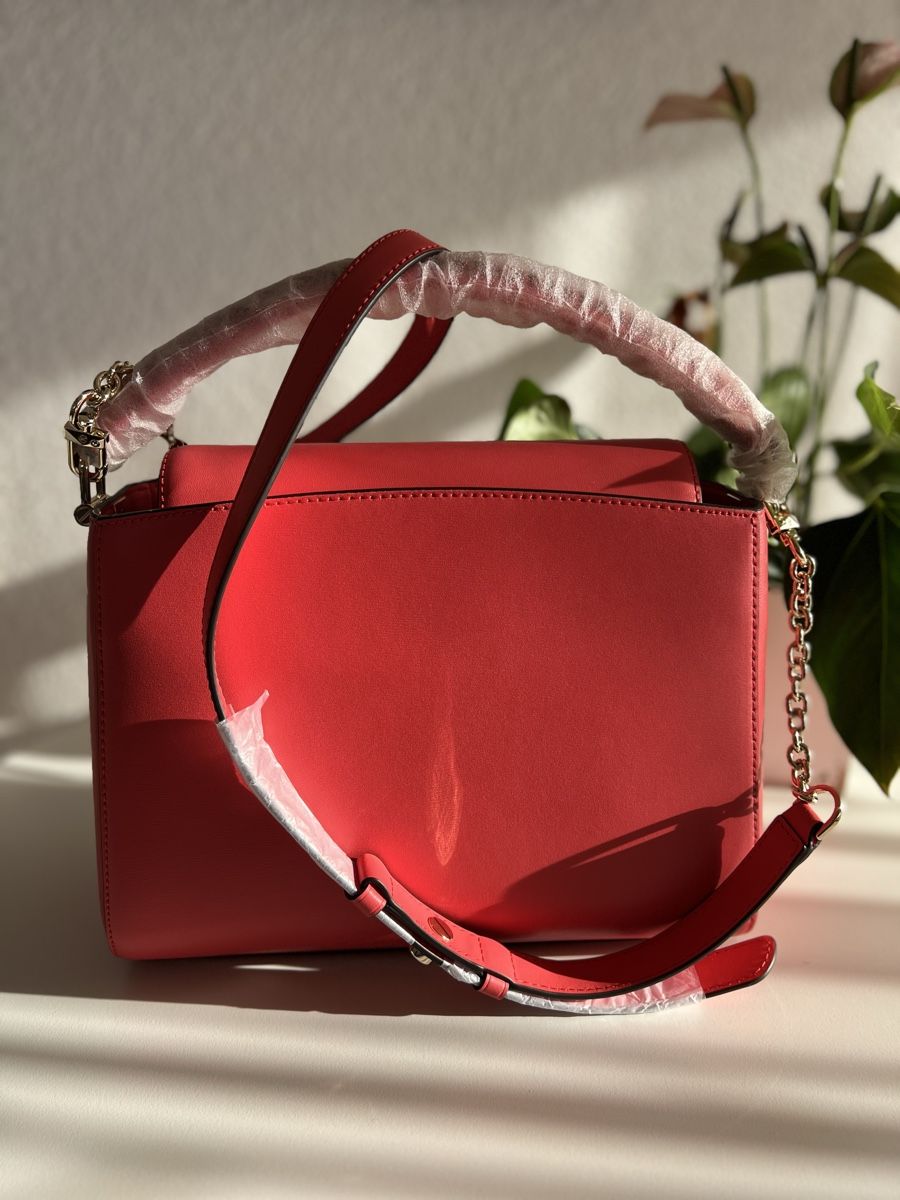 Michael Kors Borse da donna: New - Michael Kors handbag with strap – Nuovo e nell'imballaggio originale da Seengen venduto da kri_27st 2