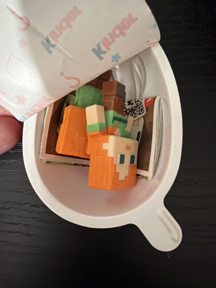 Statuette: Kinder Joy Minecraft Figur - Alex – Nuovo (secondo la descrizione) da wynigen venduto da Birnenmus