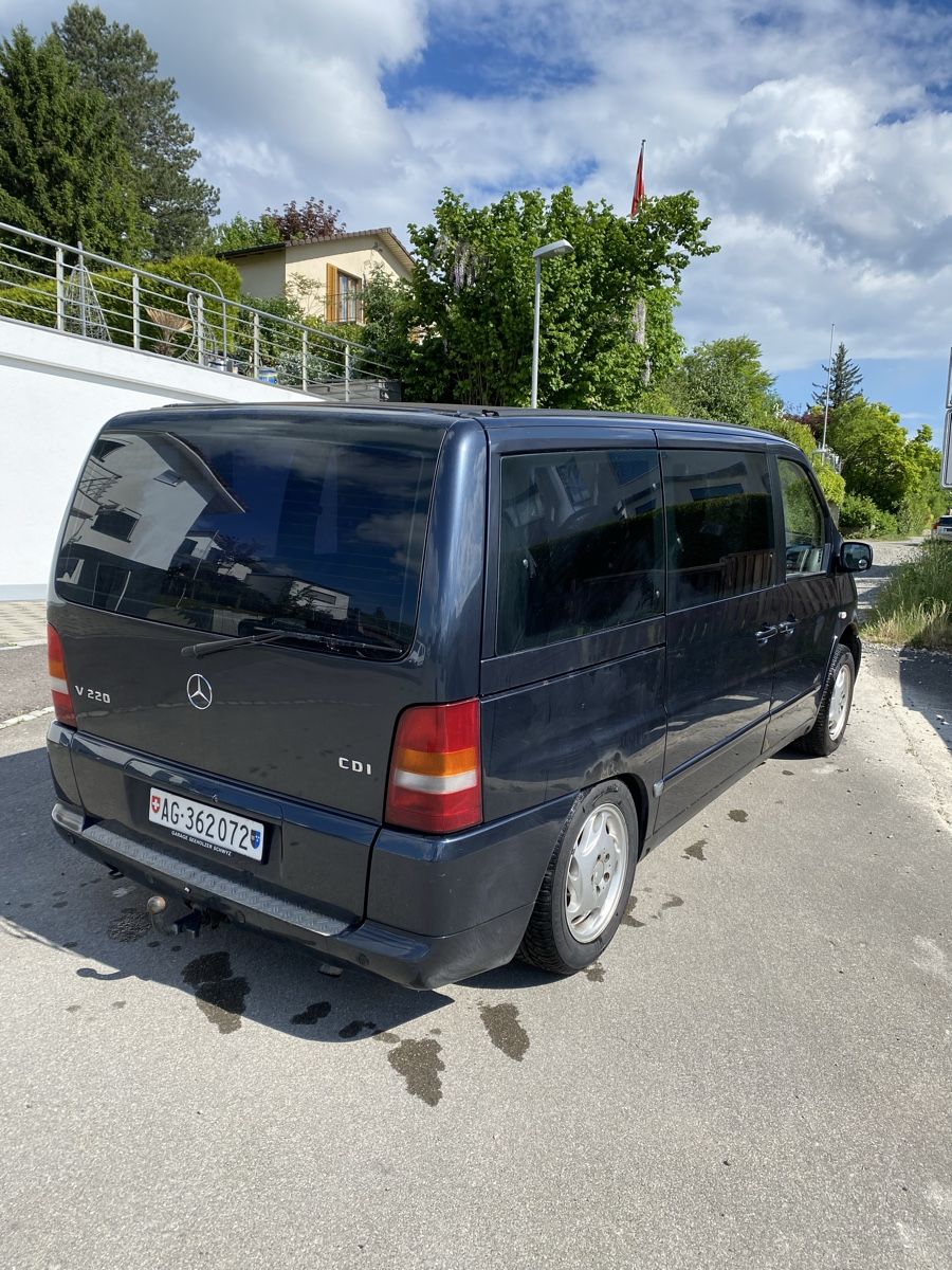 Veicoli commerciali: Mercedes V220 Cdi ab Mfk – Usato da Wohlen AG venduto da Arbanasi 2