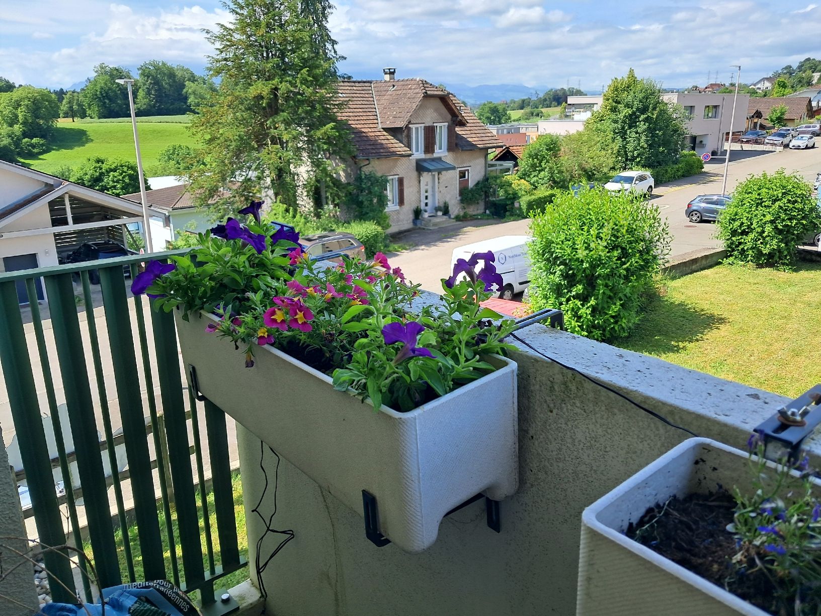 Vasi per fiori: 5x Balkon Blumentöpfe – Usato da Eschenbach LU venduto da Blackjack6 2