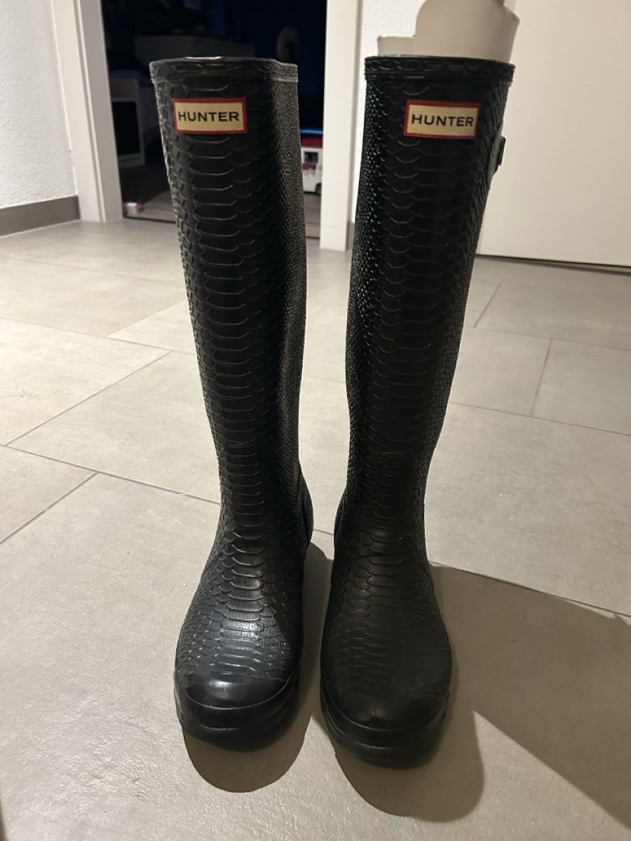 Hunter Damenschuhe: Bottes Hunter noir imitation serpent taille 40 – Gebraucht aus Baar nendaz von min_n5tw