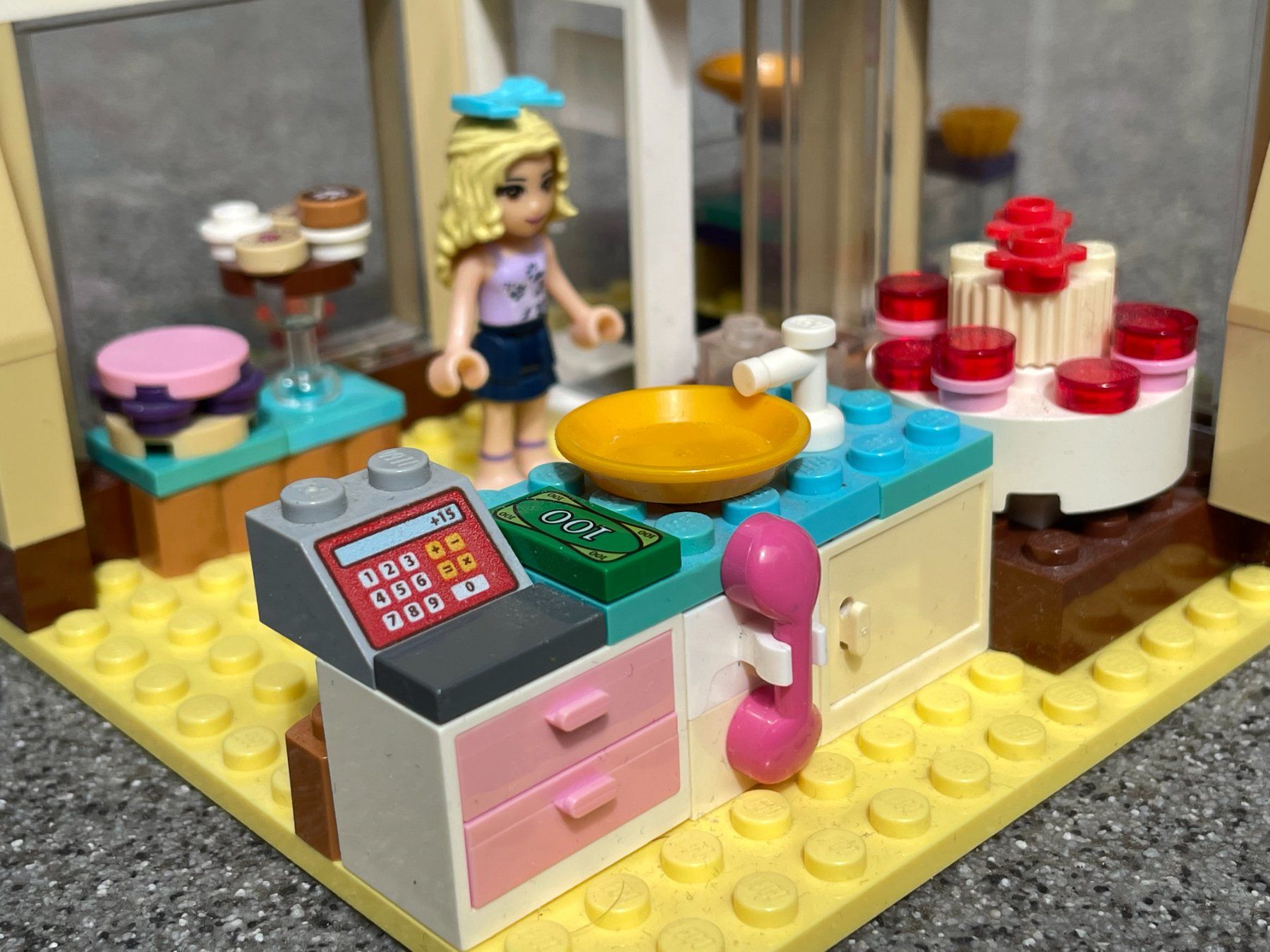 Lego Kit di costruzioni: LEGO Friends #  Konditorei – Usato da LAUSANNE venduto da Ch0937 2