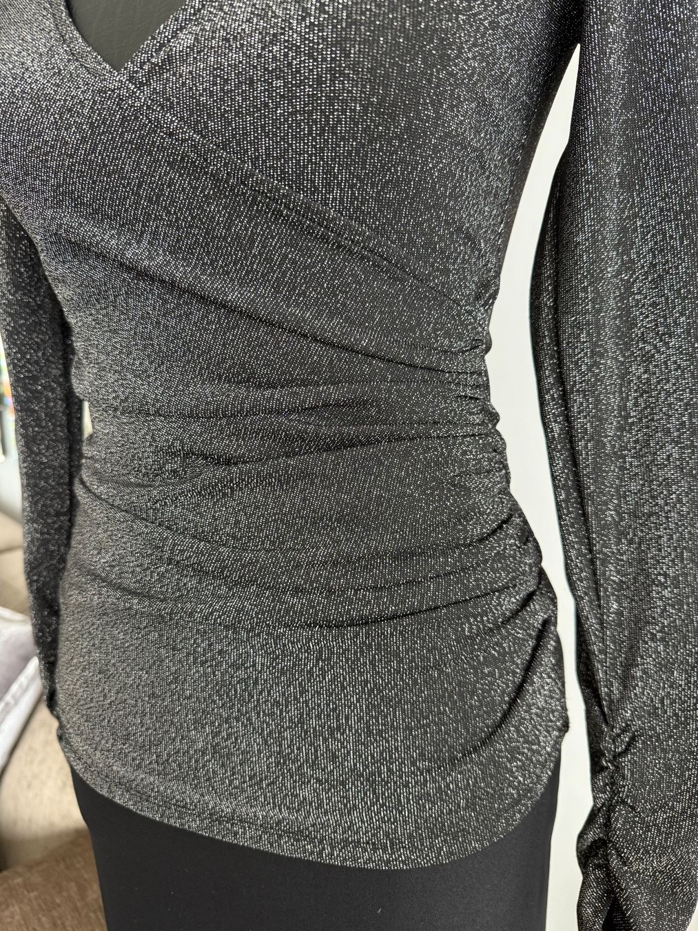 Liu Jo Maglioni & Felpe: Liu Jo neue Bluse Top Shirt Pullover Gr.34 / XS – Nuovo (secondo la descrizione) da Altendorf venduto da RedHairBeast 2