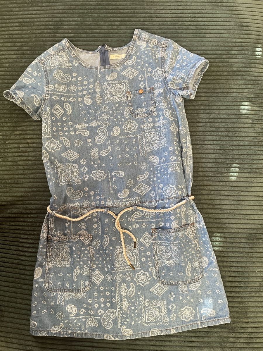 Vestiti & Gonne: Jaeans-Kleid von Sfera Gr. 140/146 – Usato da Recherswil venduto da jafa74