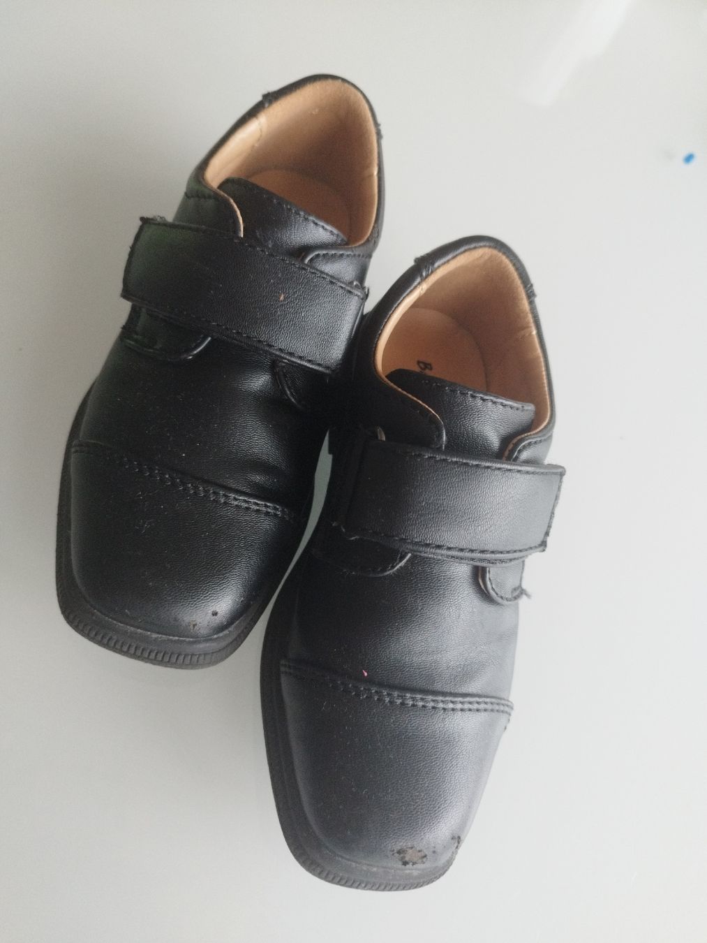 Dosenbach Chaussures garçon: Anzugschuhe Kinder – D'occasion à Kreuzlingen par laurastar26