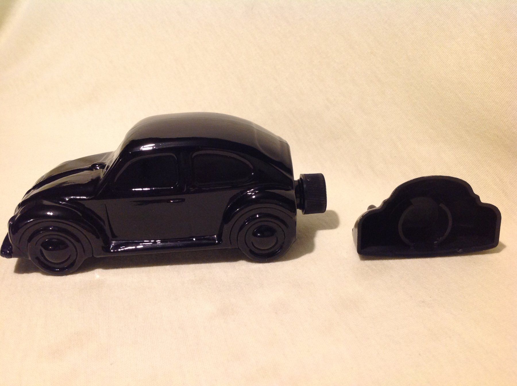 Volkswagen Modellini d'auto: VW Käfer , Glas "Avon" Decanter After Shafe – Usato da Seuzach venduto da Jage 3