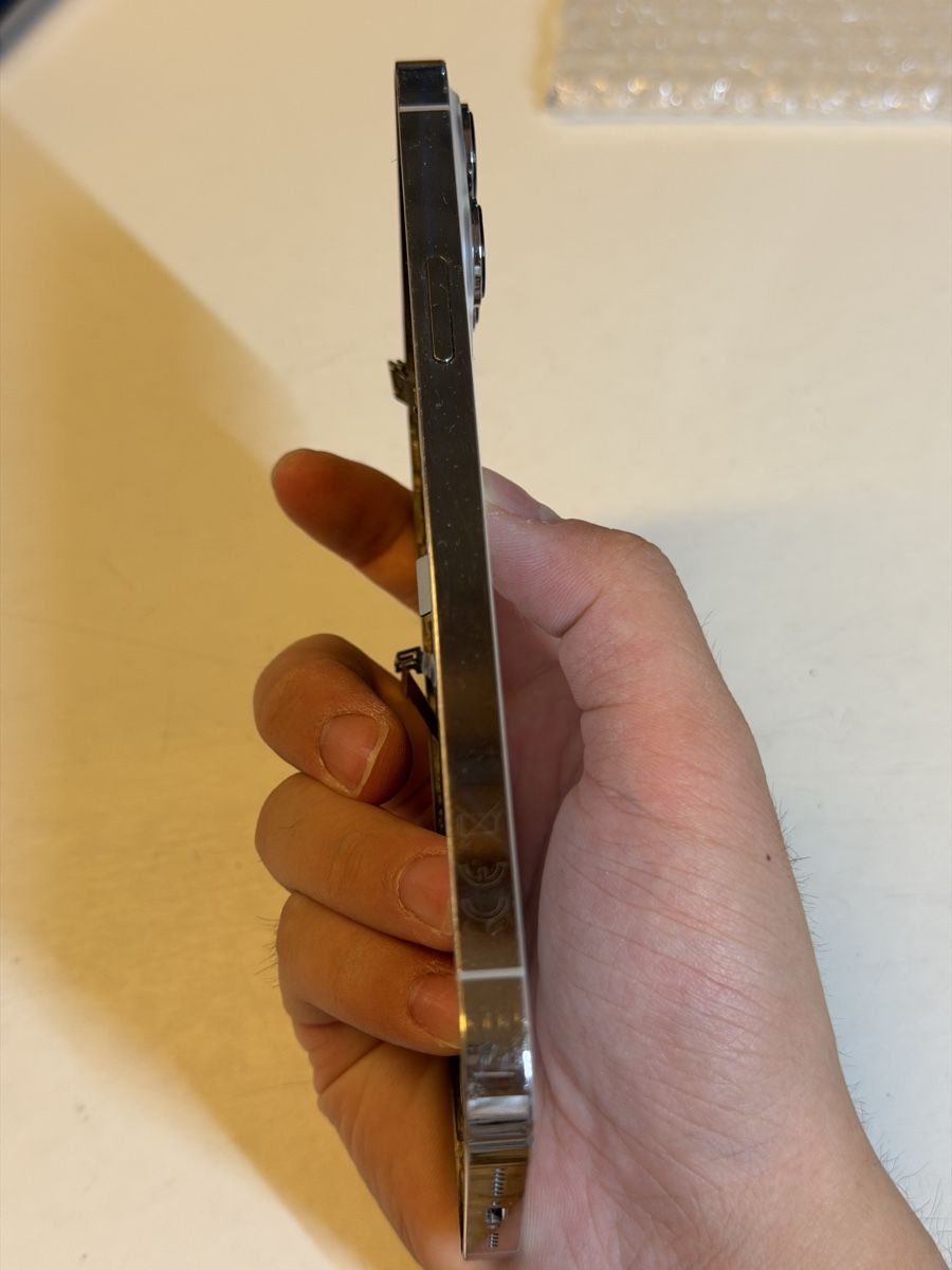 Apple Portables: iPhone 13Pro Max weiss Gehäuse – Défectueux à Chur par beverlyone 3
