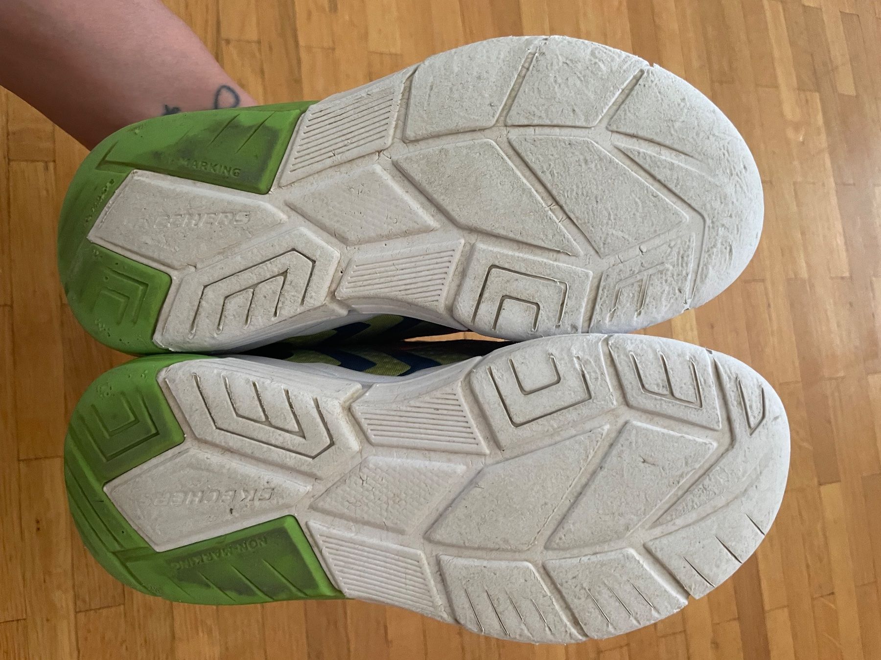 Skechers Scarpe per ragazzi: Skechers 33 – Usato da Salavaux venduto da Kevinka 1