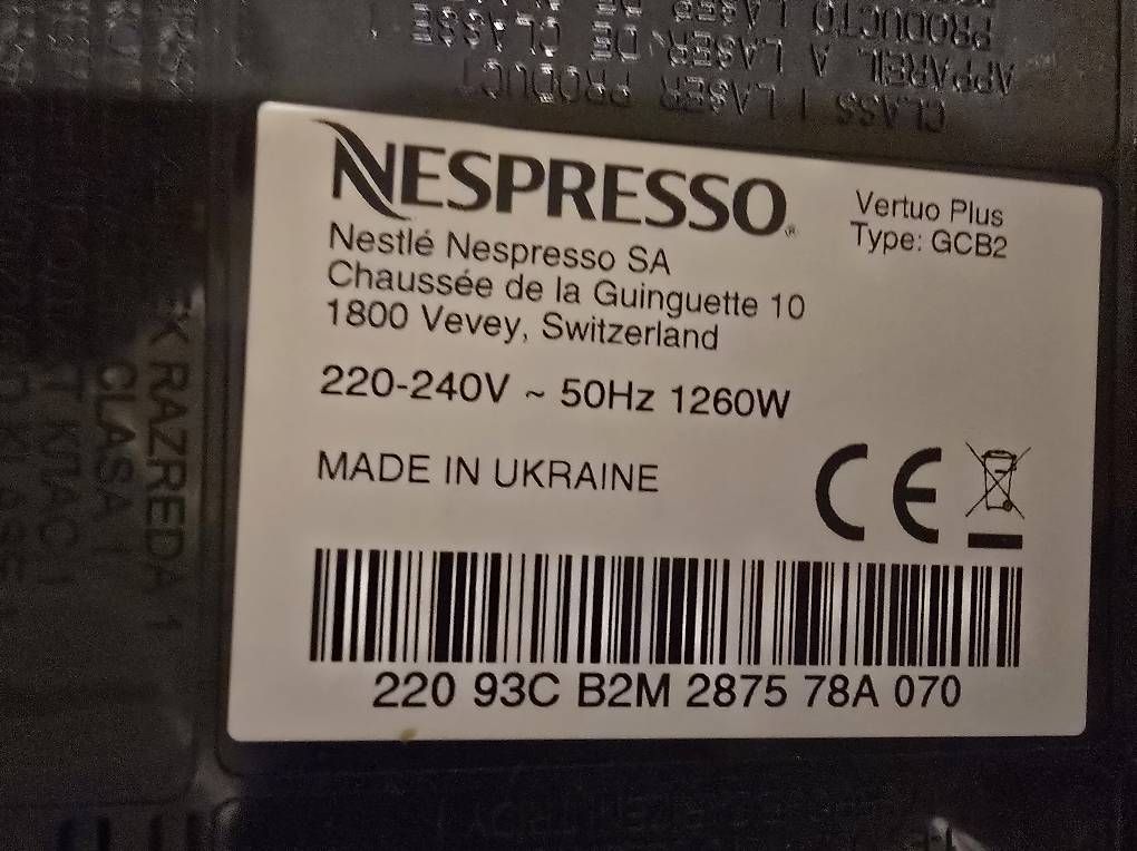 Macchine per caffè & Macchine per espresso: Machine à café Nespresso Vertuo Plus  Comme neuve  – Usato da Genève, Suiza venduto da gav_r268 2