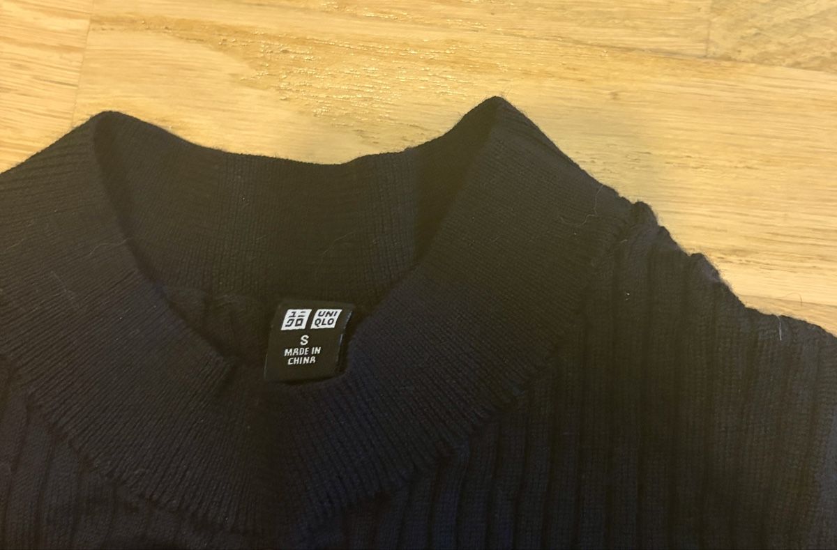 Uniqlo T-shirt: Shirt by uniqlo  – Usato da Zürich venduto da stemiche 1