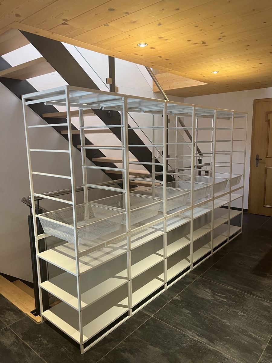 Ikea Guardaroba: Ikea Jonaxel Regalsystem – Usato da Niedermuhlern venduto da GZA10