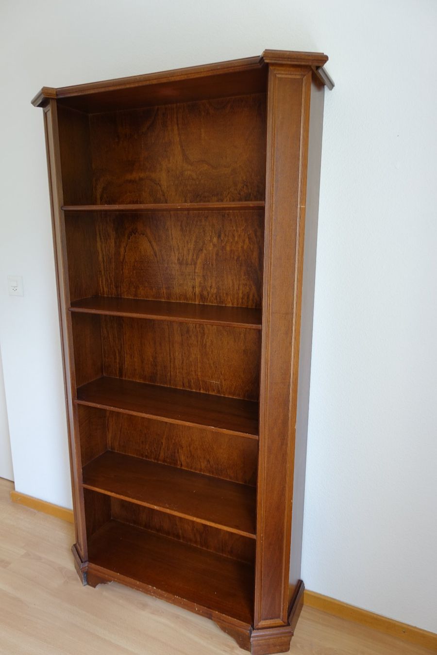 Regale: Bücherregal - 90x26x178 cm - 8302 Kloten – Gebraucht aus Kloten von Swissisland
