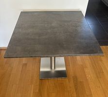 Bistrotisch mit Edelstahl Fuss (Schubiger)