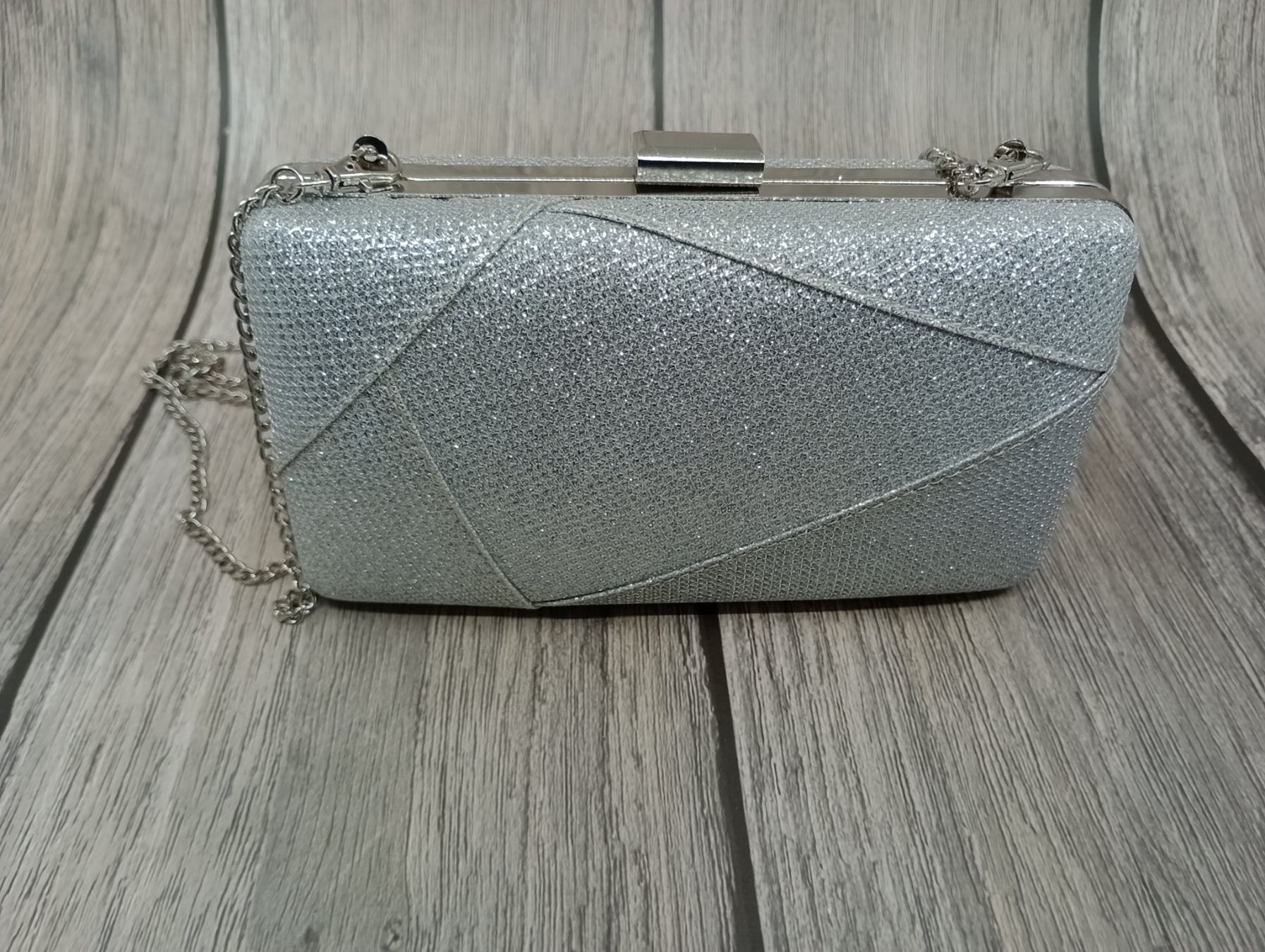 Taschen für Damen: Clutch Handtasche, Kette entfernbar – Gebraucht aus Gisikon von Tanja1983 7
