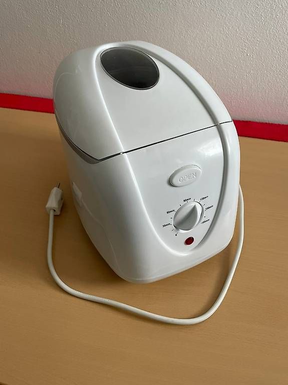 Küchengeräte: Machine à pain – Gebraucht aus Le Landeron von manzana2