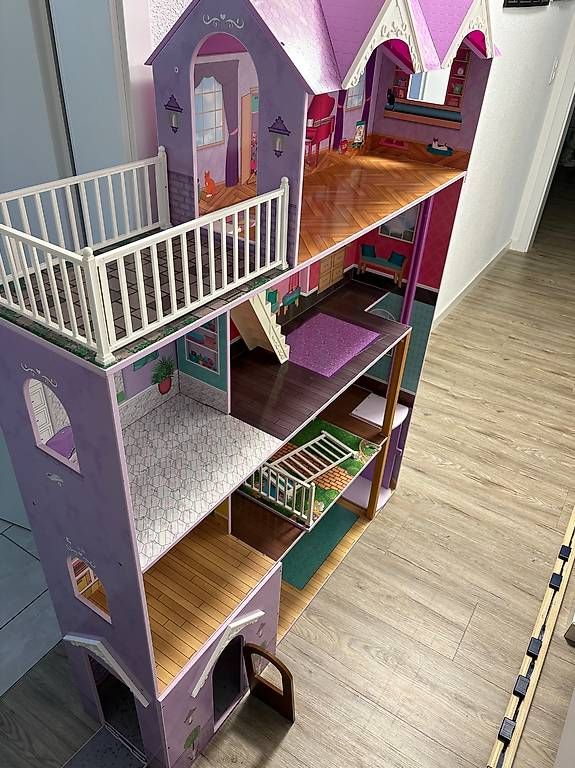 Case e mobili per bambole: Kinder Puppenhaus – Usato da Oberuzwil venduto da Nicolasbrenner1991 1