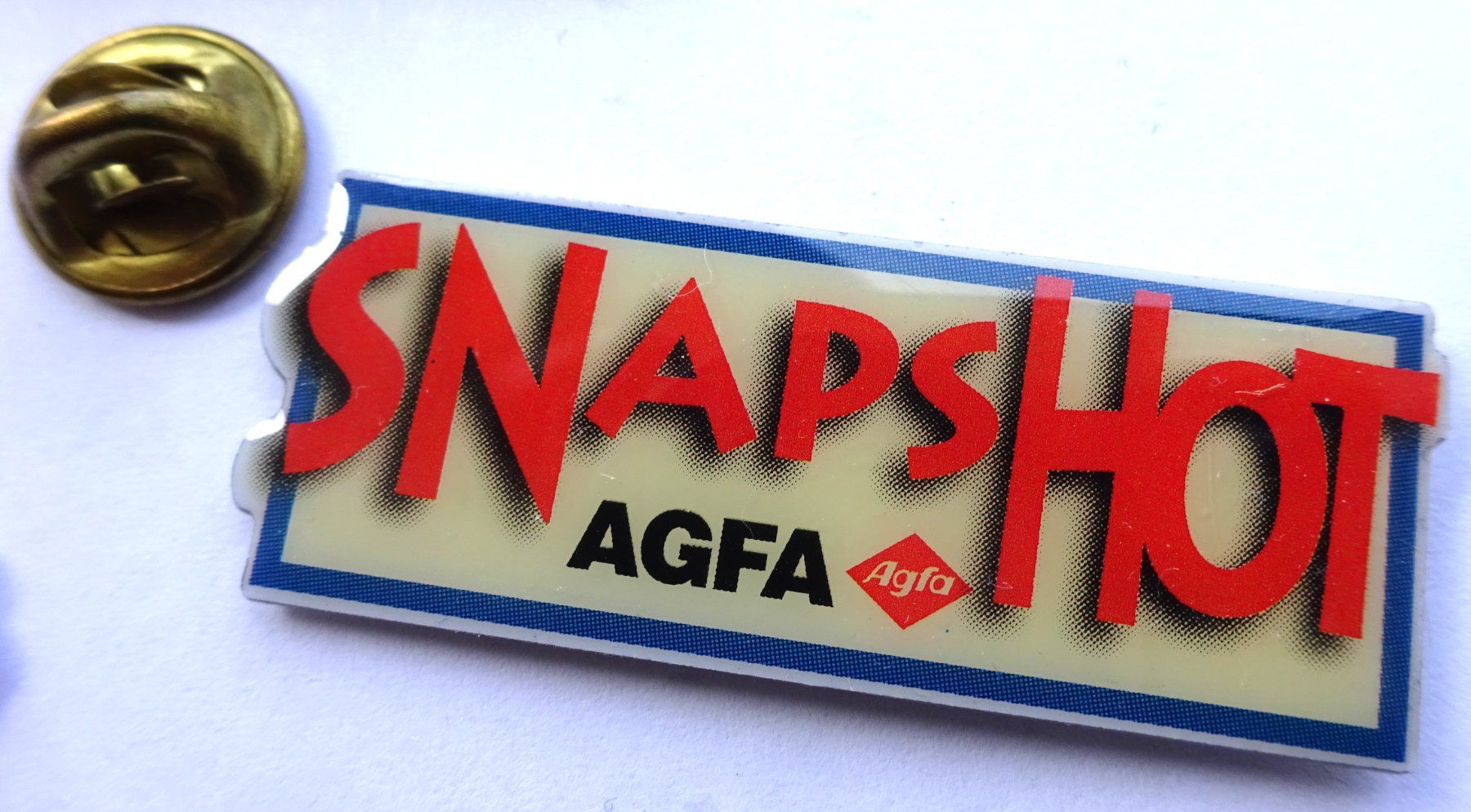 Plaquettes & Badges: Pin SNAP SHOT  Agfa – D'occasion à Utzenstorf par BUtter81