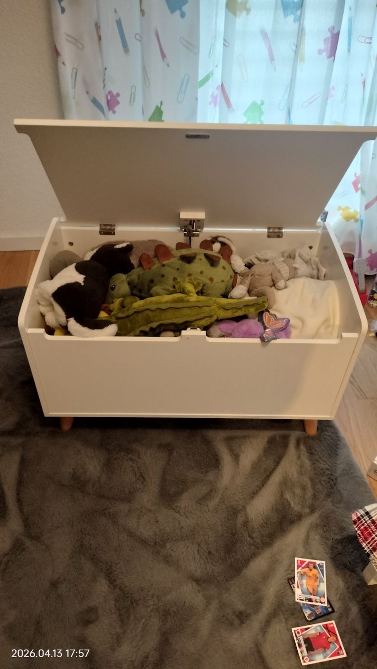 Ikea Betten: Lit avec coffre a jouet et un petit bureau – Gebraucht aus Blonay von Ricco33 5