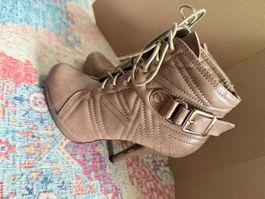 Elegante Schnür-Stiefeletten