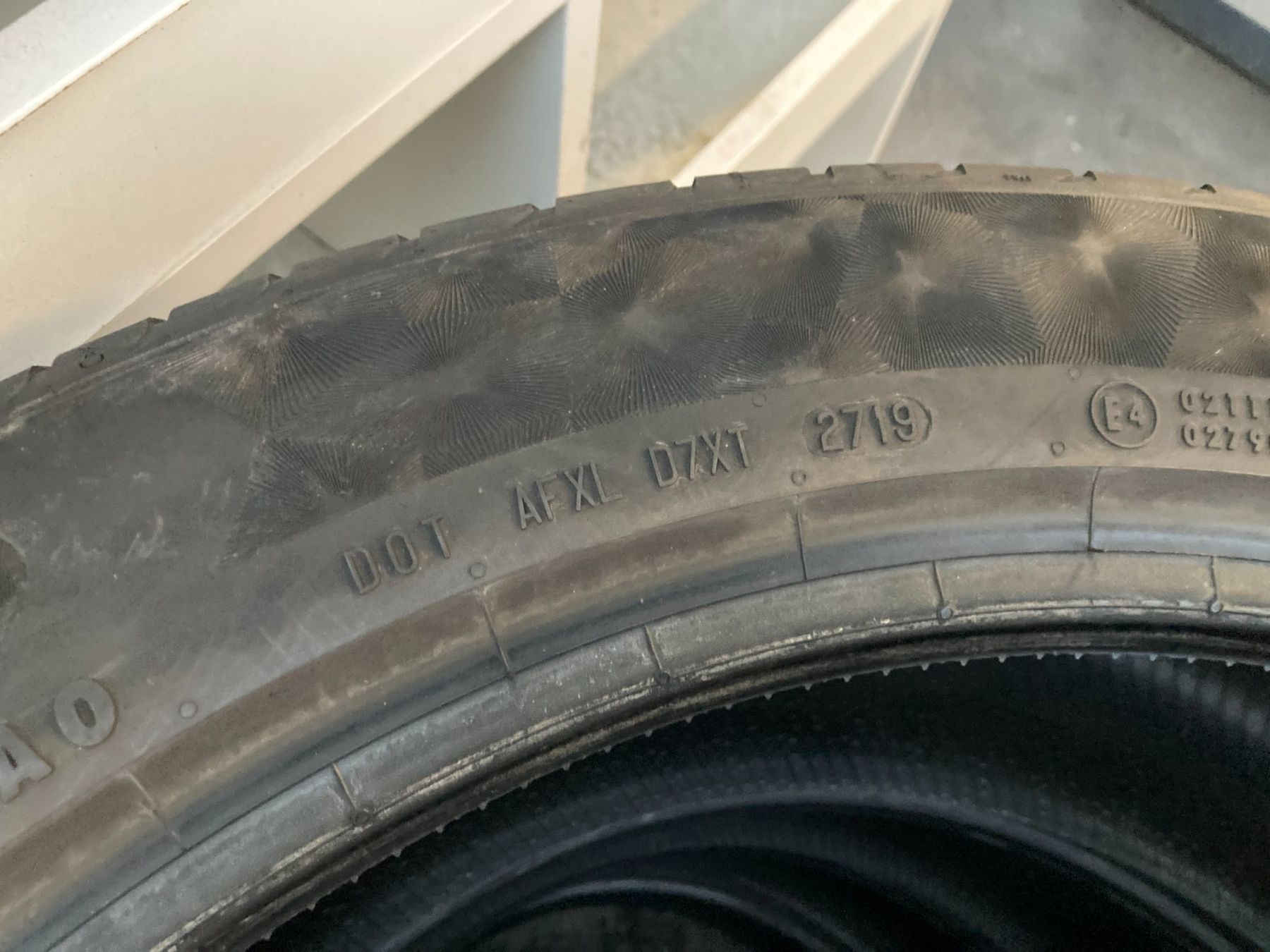 Continental Pneumatici & Ruote complete: 265/45R21 Sommerpneu Audi e-tron Continental – Usato da Cham venduto da WB2223 3