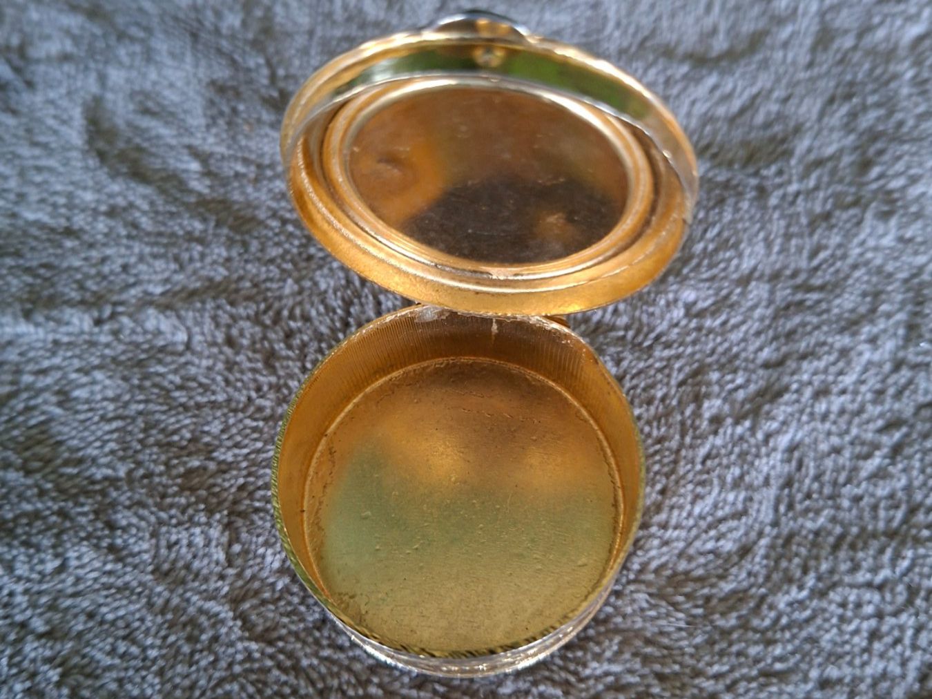 Altro in Cosmetici & Cura: Vintage Schmuckdose / Pillendose Messing Türkis Top – Usato da Otelfingen venduto da silver-moon 1