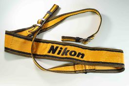 Kameragurt Nikon  (Länge 106,  Breite 5cm)