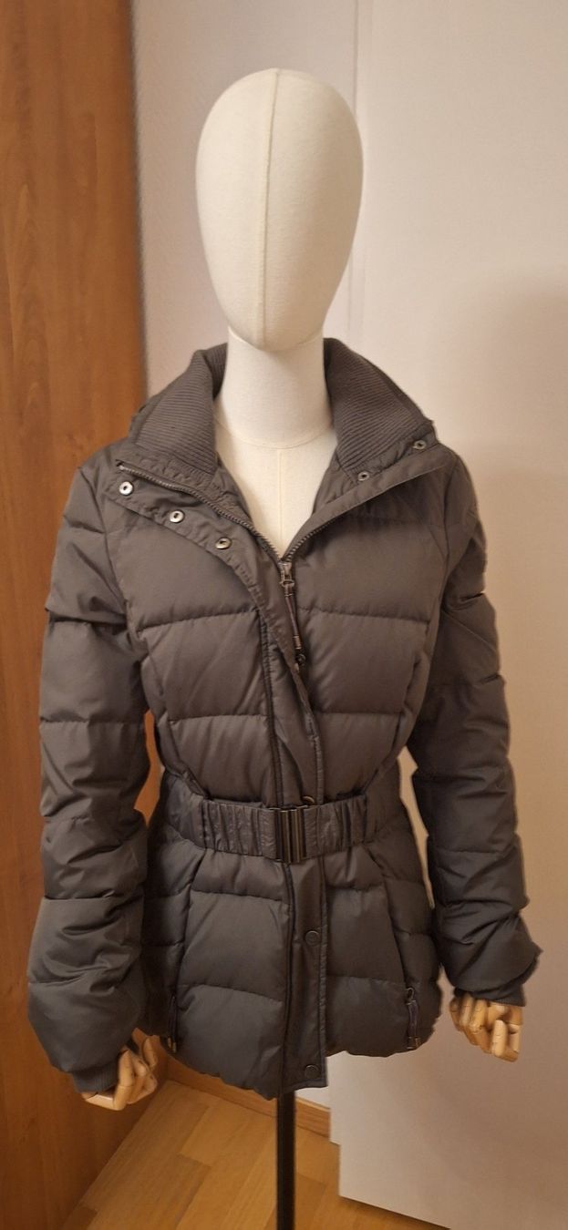 Esprit Giacche: Esprit, doudoune / Daunenjacke – Nuovo (secondo la descrizione) da Lussery-Villars venduto da pousinete02 5