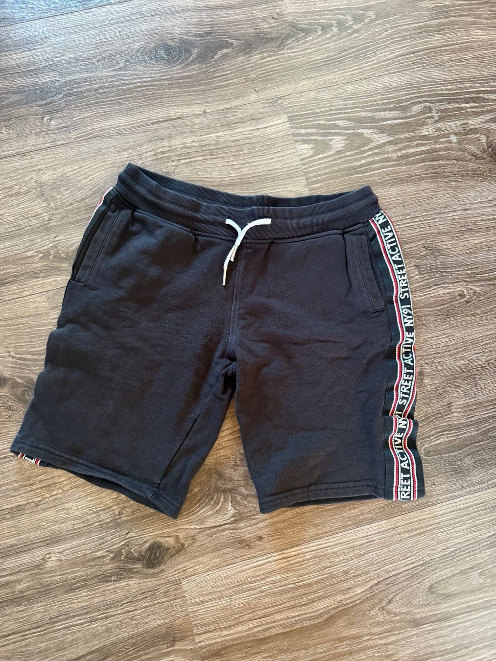Pantalons: Short 152 – D'occasion à Chermignon-Bas par mioumiou35