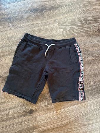 Short 152