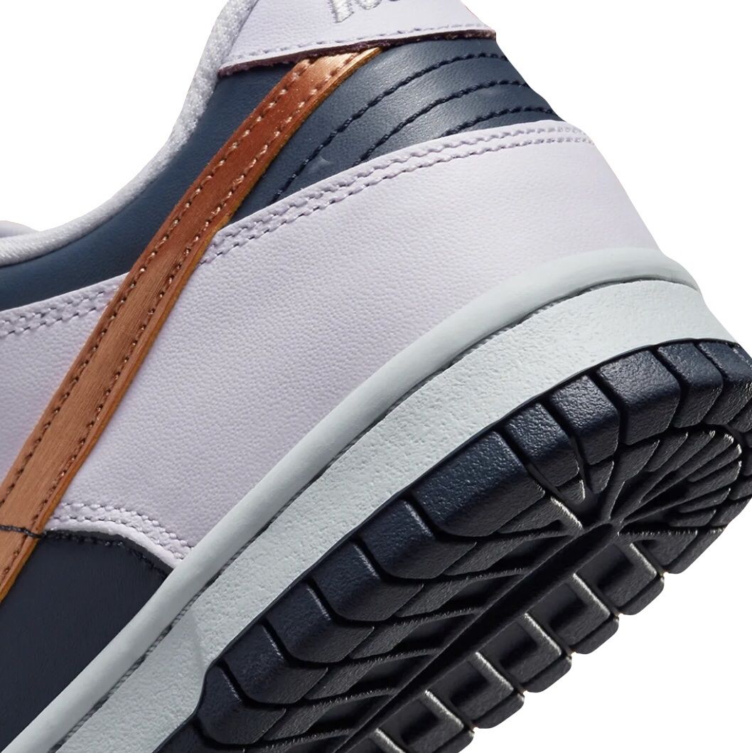 Nike Scarpe da donna: Nike Dunk Low Damen Grösse 38.5 neu + originalverpackt – Nuovo (secondo la descrizione) da Bülach venduto da sue_w7w6 2