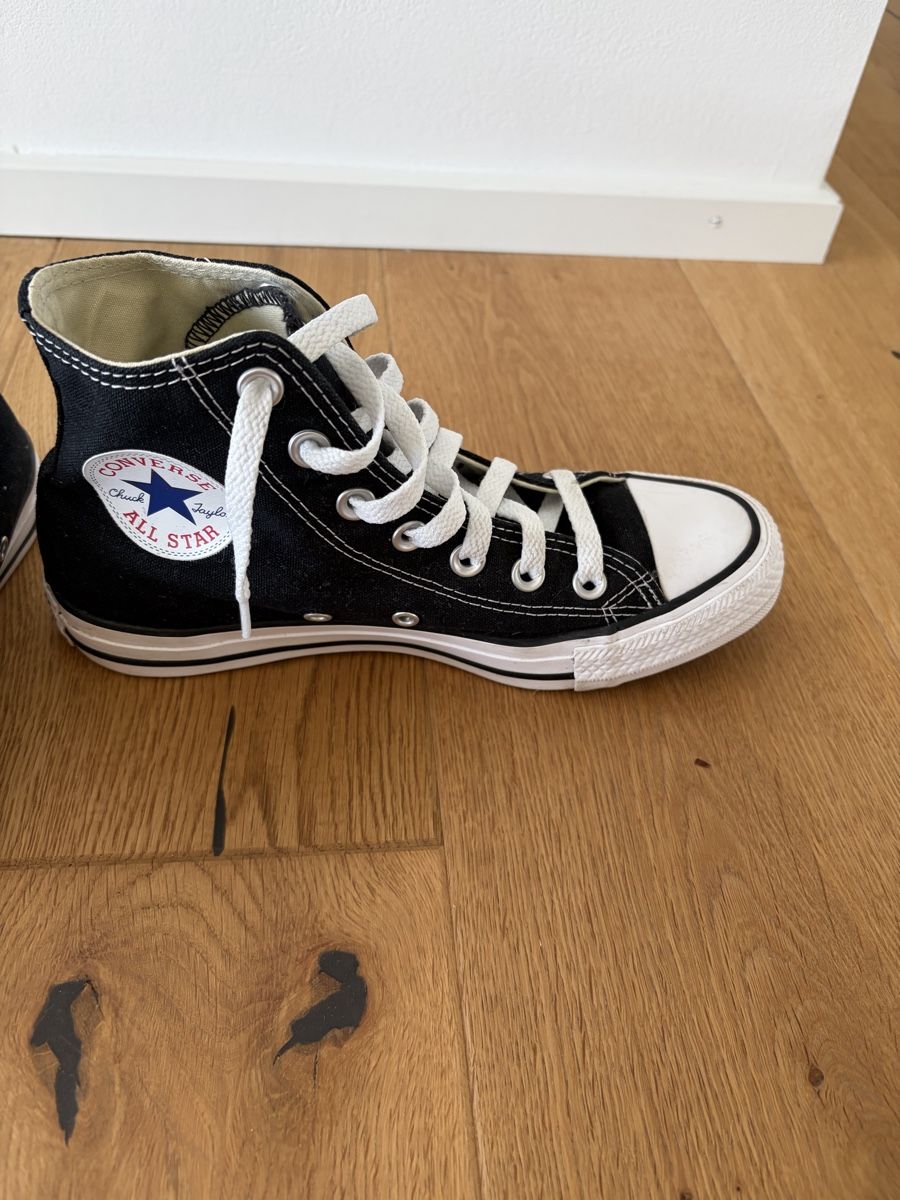 Scarpe da donna: Converse Chuck Taylor All Star black size 37.5 – Usato da Luzern venduto da ycg_2nr9 2