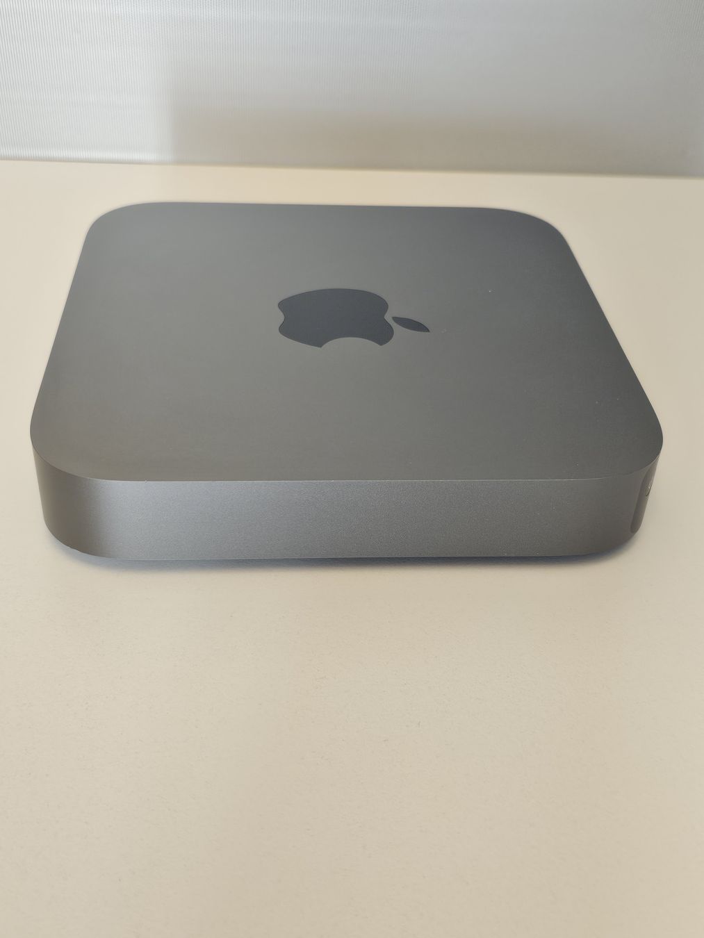 Apple PCs: Mac mini 2018 Intel i3 8gen, 8GB Ram, 256Gb, 4 Thunderbolt 3 – Gebraucht aus Schaffhausen von P3ntiumii 3