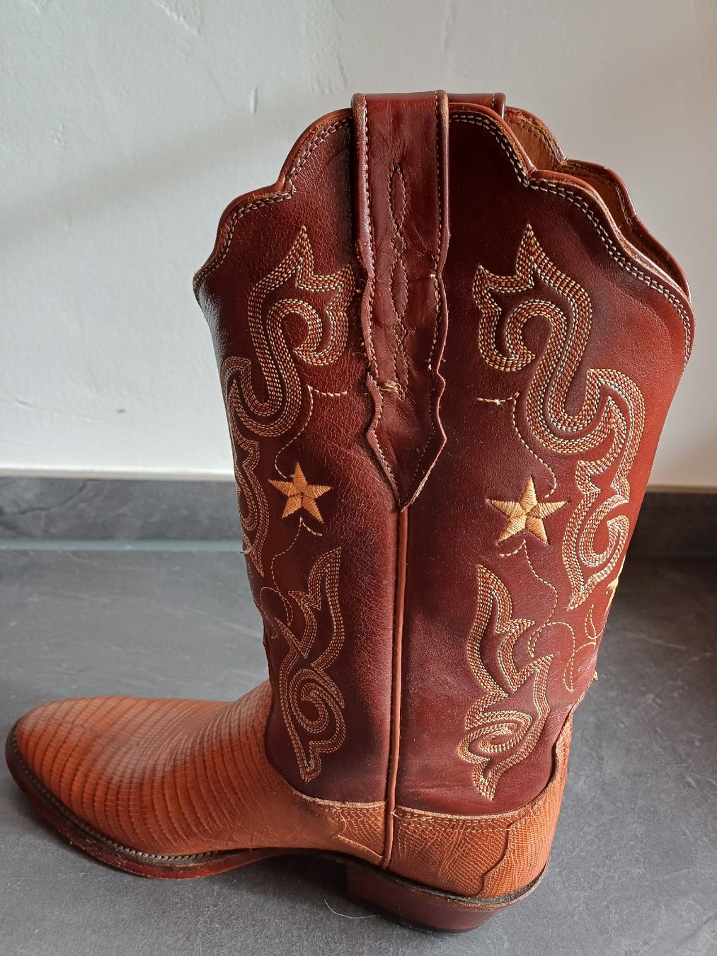 Chaussures femmes: Westernstiefel Damen – D'occasion à Saanen par Mirialveda 2