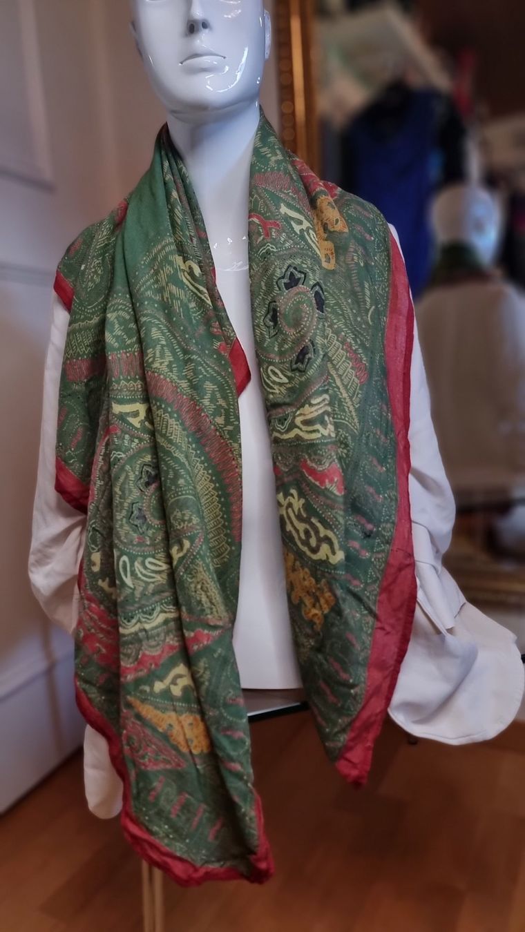 Foulard & Sciarpe: 🌺Foulard/Schal🌺 – Usato da Wald ZH venduto da CapLux 5