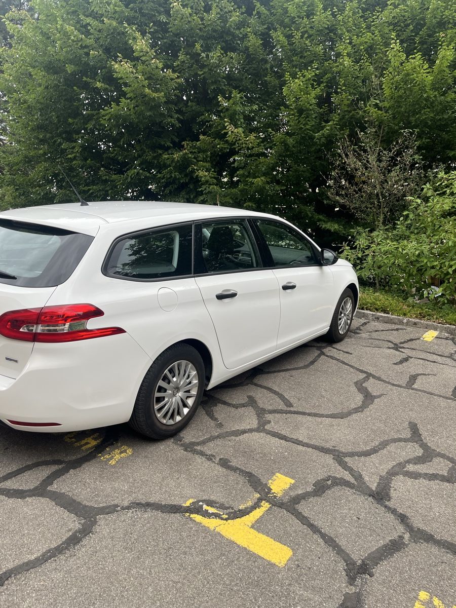 Peugeot Autos: Peugeot 308 Weiss – D'occasion à Steinmaur par joe_xt5m 3