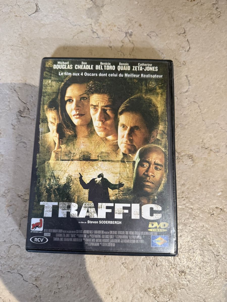 Tutti i DVDs: Traffic (4 Oscars) Michael Douglas – Usato da Troinex venduto da grigri2020