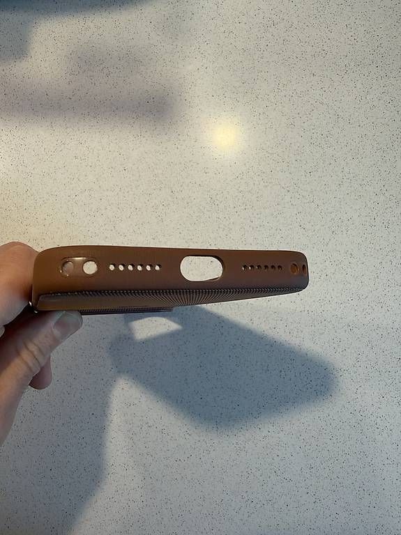 Apple Covers & Schutzfolien: Apple TechWoven Case iPhone 17Pro Max – Gebraucht aus Zürich von kev_c7pp 2