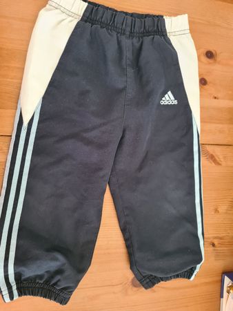 Kinder Trainingshose Adidas Grösse 86