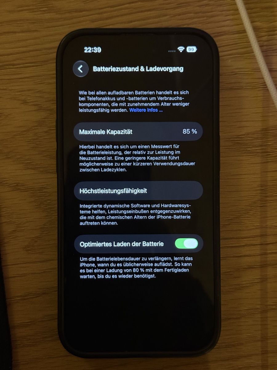 Apple Handys / Smartphones: iPhone 14 Pro 256 GB – Gebraucht aus Zermatt von Smiumiuwu 3